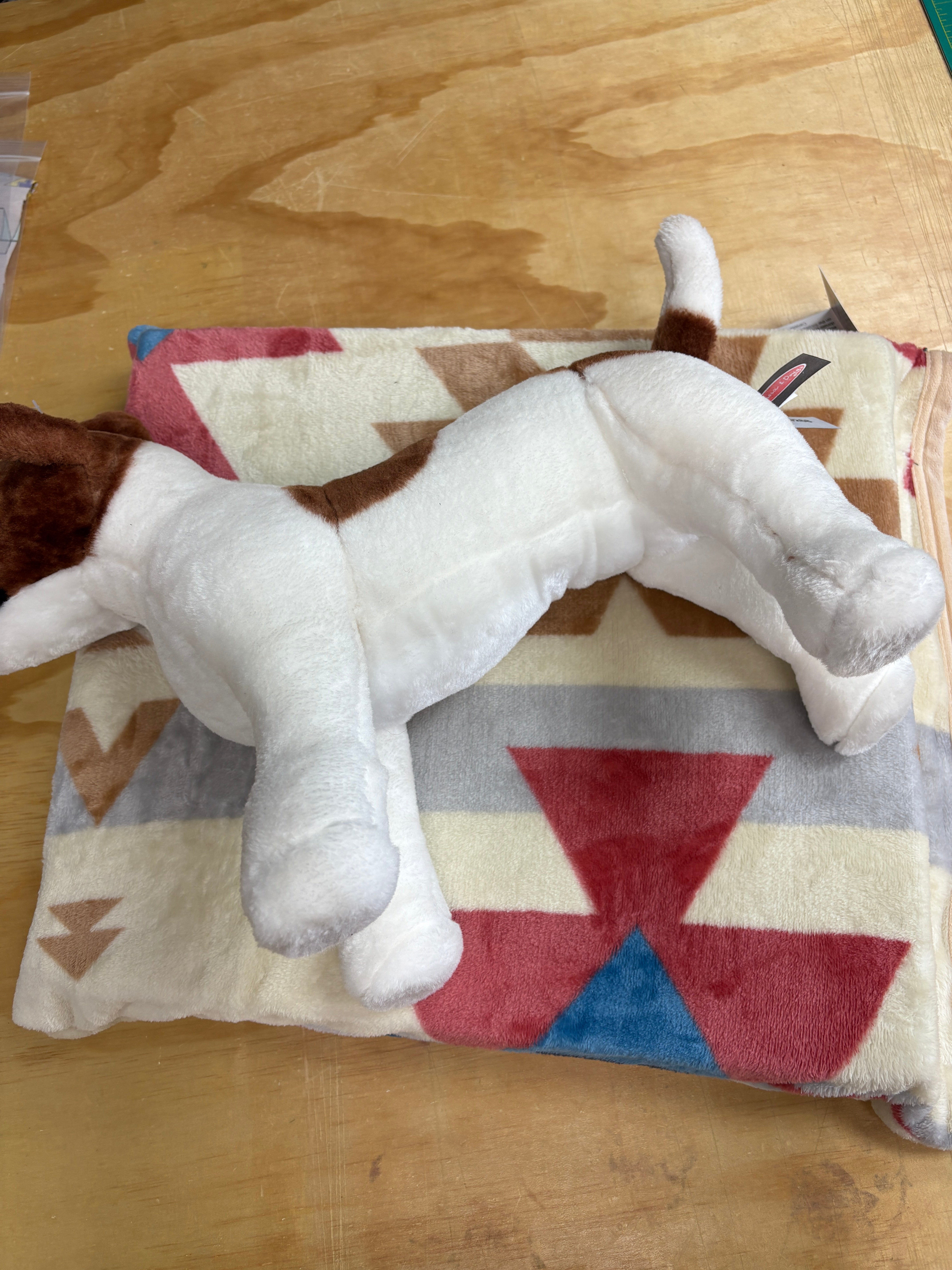 Hayley Turning Robe Small Pet Beds