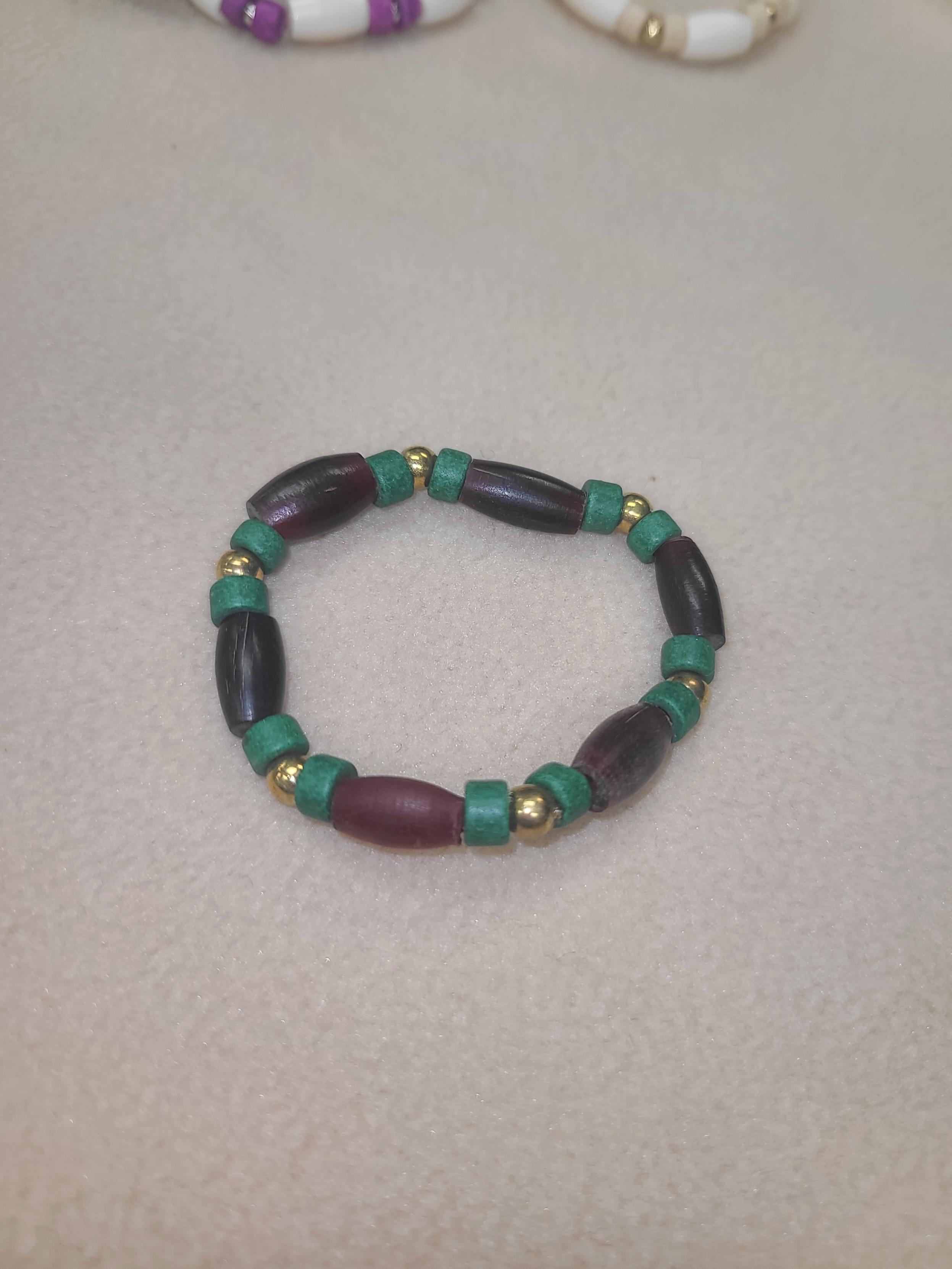 Kida Luttrell Kids Stretch Beads